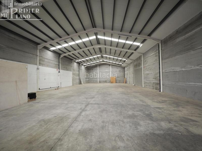 Foto e208a96c-a687-4155-a7ea-e509b1cee322. Nau industrial a Tomelloso