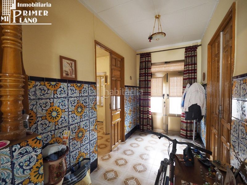 Foto b012d4e6-68f2-40d9-8853-d2d23ed25e7b. Casa amb aparcament a Tomelloso