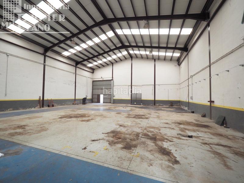 Foto 95d7724a-1d30-4903-8612-c0c73667e432. Nau industrial a Tomelloso