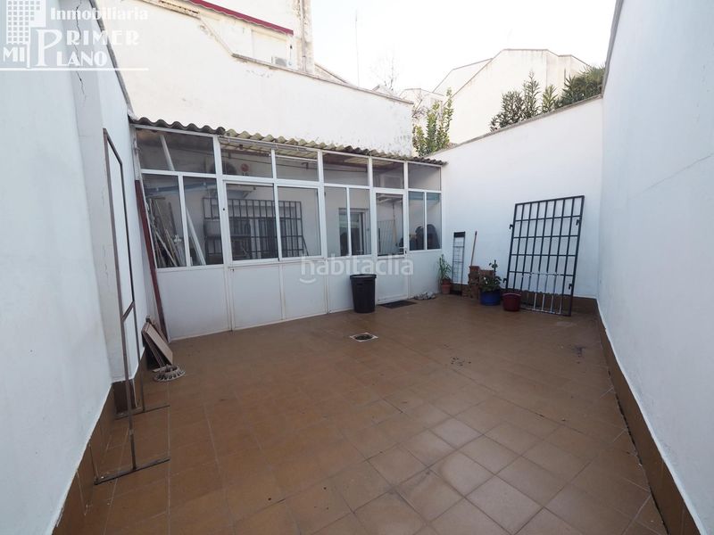 Foto 4ba0360a-7503-4eed-89bb-f7a8f1189245. Local comercial a Tomelloso
