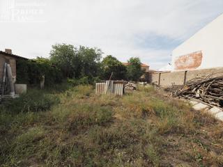 Terreno residencial en Socuéllamos. Se vende solar en esquina en esquina en socuellamos con 680 m2 y