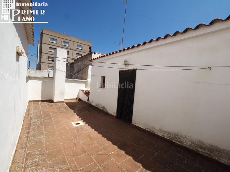 Foto f8dfa3cb-67e6-42d6-99f5-9cb35223020d. Casa amb calefacció aparcament a Tomelloso