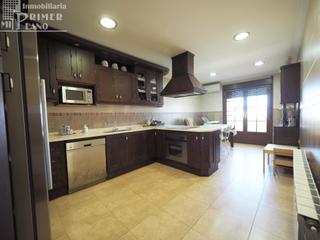 Casa a Tomelloso. Espectacular casa en vente en tomelloso, de 3 dorm, 3 baños ampl