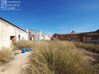 Terreno residencial en Tomelloso. Se vende solar con 313 metros cuadrados con 32 metros de fachada