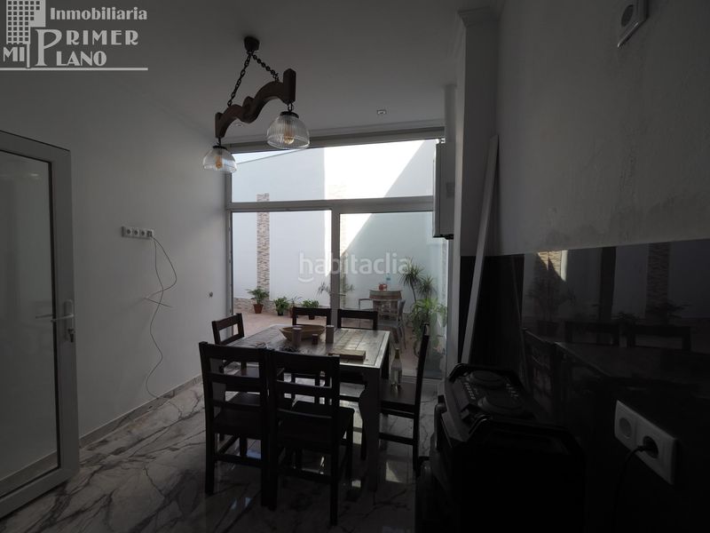 Foto 8b12c6c6-58d3-4505-a9d9-bc069f18c5e9. Casa amb calefacció aparcament a Tomelloso