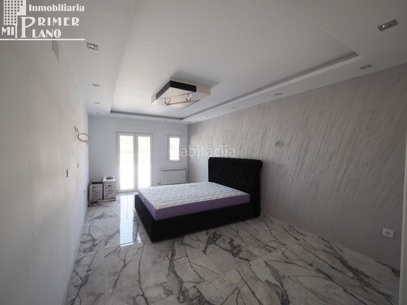 Foto c54366ba-8480-4cc5-8f83-9a0999b2e2f0. Casa amb calefacció aparcament a Tomelloso