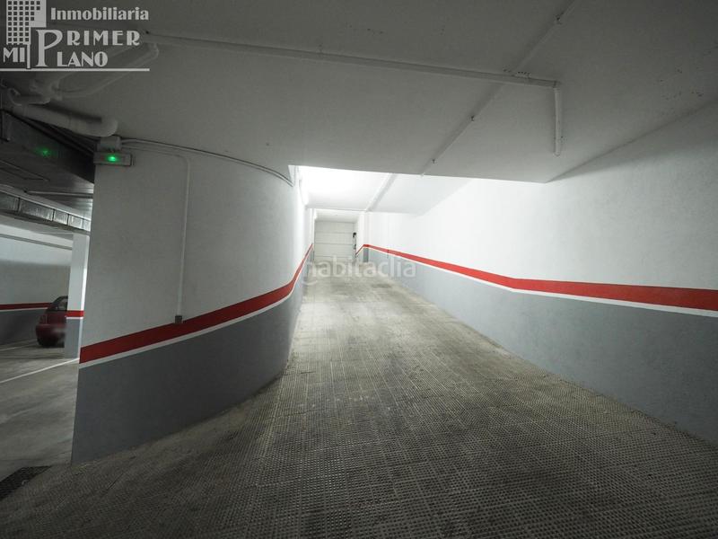 Foto 07c5a799-92b3-4785-b9f2-19a8651d077a. Aparcament cotxe a Tomelloso