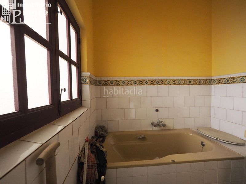 Foto e83a17ad-83b7-439e-87df-b91548109f19. Casa a Tomelloso