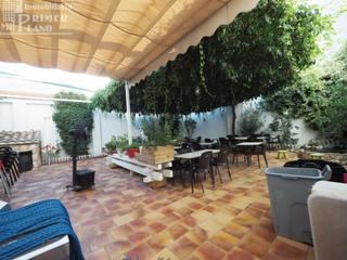 Local commercial à Socuéllamos. En venta restaurante en pleno funcionamiento de 270 m2, con 3 am