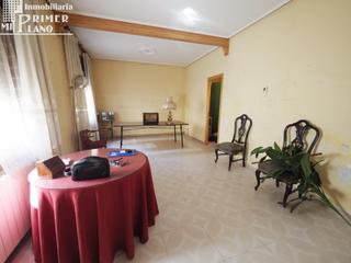 Casa in Tomelloso. Casa en venta en c san francisco, para reformar de 8 dorm, 2 bañ
