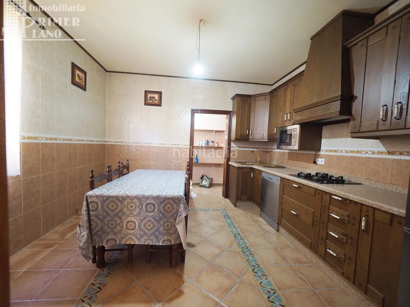 Foto bfcb77b3-bd5a-40d6-8ce7-e84eb9475396. Casa amb aparcament a Argamasilla de Alba