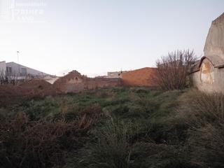 Terreny residencial a Argamasilla de Alba. Oferta ultima hora!! solar en argamasilla de alba de 326 m2 y 13