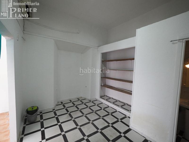 Foto 612aa974-b276-40a6-b584-12c368add845. Alquiler local comercial local en alquiler en la zona centro en Tomelloso