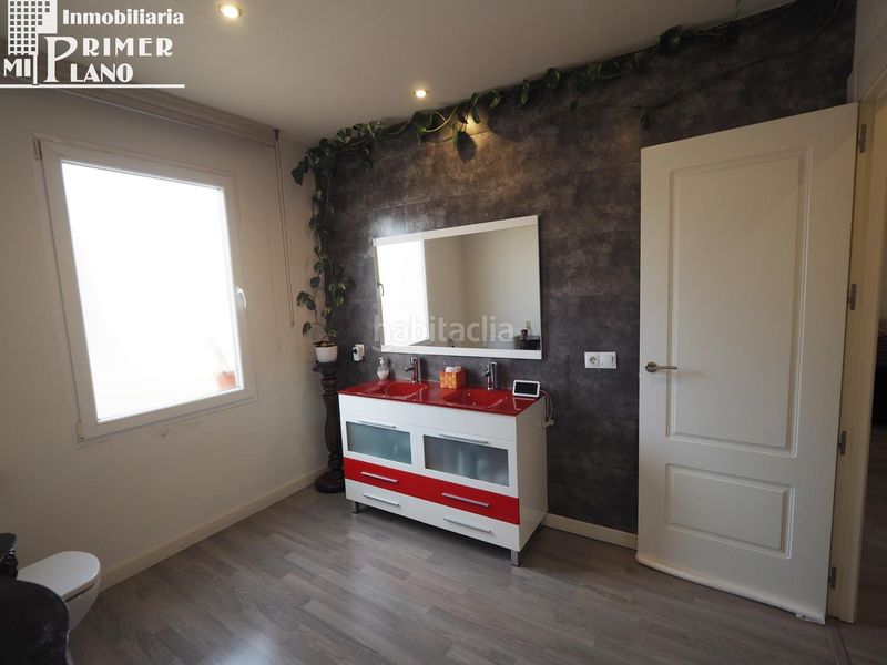 Foto d795f297-79a5-4f37-8a8c-2c0defefc679. Casa amb calefacció aparcament a Tomelloso