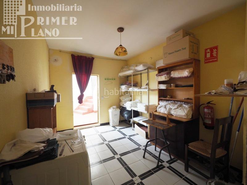 Foto f2c9585c-89ef-444a-9a15-0791411b6ccd. Building in Solana (La)