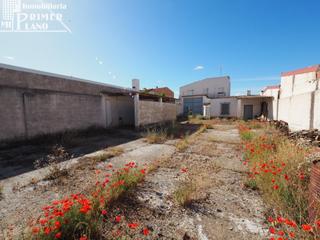 Residential Plot in Tomelloso. Se vende solar de 398 metros cuadrados y 12 metros de fachada ju