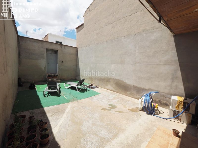 Foto 438f8799-6b38-48f6-b3b0-1f69ffb42ec6. Casa amb calefacció aparcament a Tomelloso