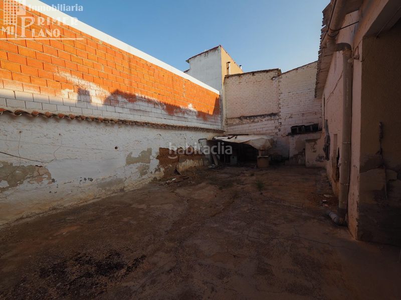 Foto a3f99e93-9c48-40b2-960b-c810ca953f19. Casa amb aparcament a Tomelloso