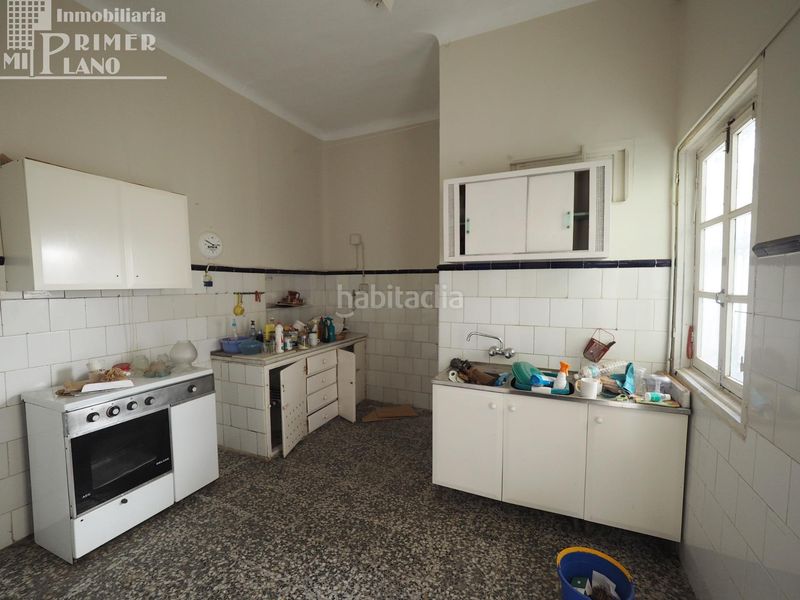 Foto 1d412249-922e-402f-a71e-78d28c13721a. Casa amb aparcament a Tomelloso