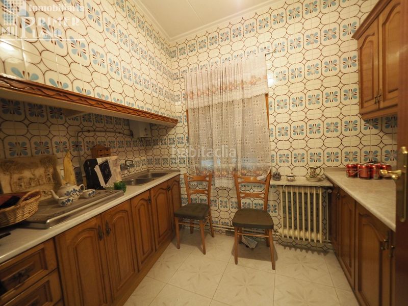 Foto 302fa3f2-45ba-4185-b66b-b3e99f178f1a. Casa amb aparcament a Tomelloso