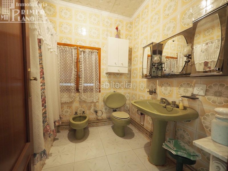 Foto 91de61e7-f1c3-4a28-a58e-124ae37cd77e. Casa amb aparcament a Tomelloso