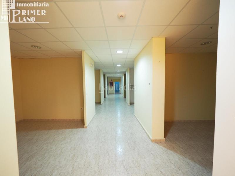 Foto 1d9b97a1-aff5-475f-af56-ae754b4d1a9e. Geschäftsraum in Tomelloso
