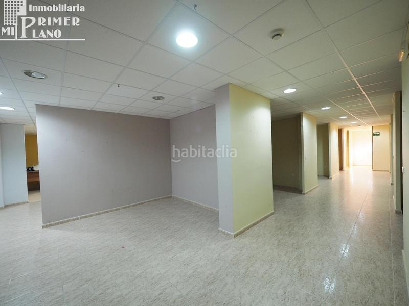 Foto a9b3e8bd-5d24-4d91-99f8-8ec4d001e72a. Geschäftsraum in Tomelloso