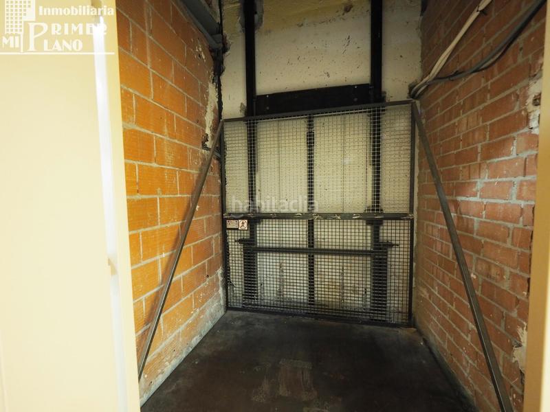 Foto ba62d492-fbb0-43f3-b9c7-8aef2dc22808. Geschäftsraum in Tomelloso