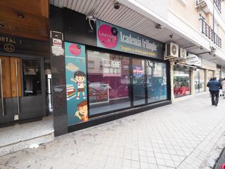 Local Comercial a El Perchel. Excelente oportunidad de negocio en el centro de ciudad real!