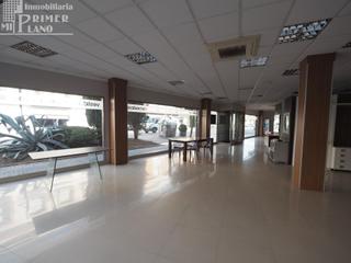 Location Local commercial à Tomelloso. Local comercial en alquiler en tomelloso  zona calle oriente!