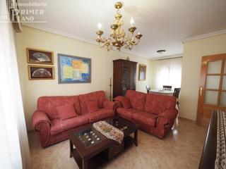 Casa adossada a Tomelloso. Oferta en venta en tomelloso! casa adosada céntrica, amplia y lu