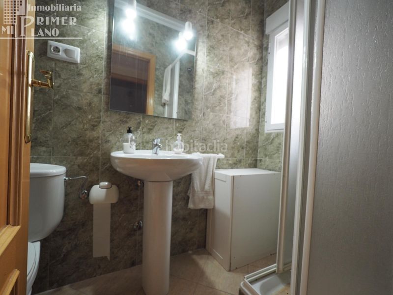 Foto 1304d6f8-45aa-48b6-a696-7beb794014d0. Casa adossada amb calefacció aparcament a Tomelloso