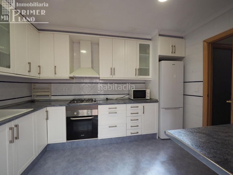 Foto cd45915d-ef7f-4e1c-aa77-f8b7af6a2256. Casa adossada amb calefacció aparcament a Tomelloso