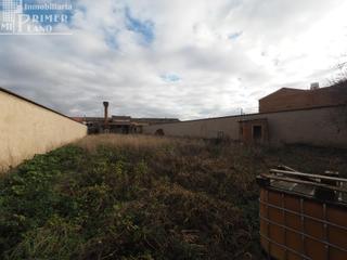 Terrain résidentiel à Calzada de Calatrava. Oportunidad única! terreno urbano en calzada de calatrava