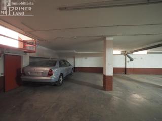 Parking coche en Tomelloso. Plaza de garaje en venta  zona centro, tomelloso
