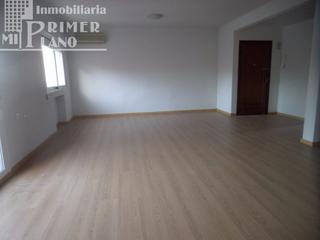 Pis a Quintanar de la Orden. Vivienda nueva en pleno centro de quintanar de la orden, con 3 d