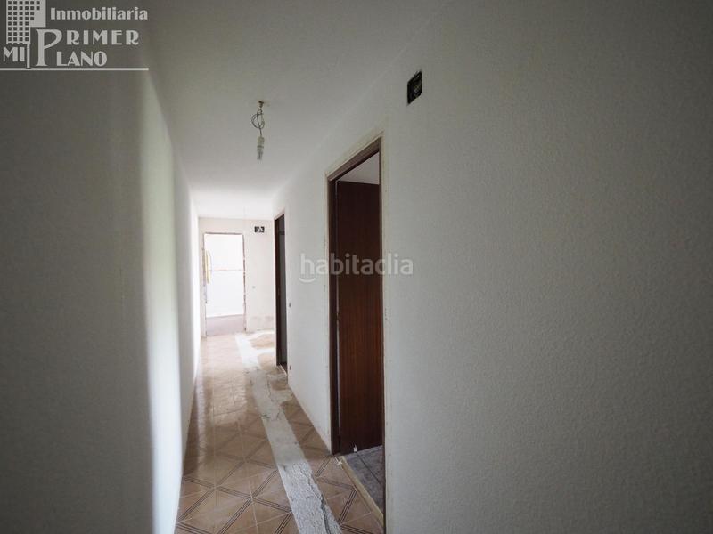 Foto 38b93f1e-c6bc-4bcd-8395-709c052e0968. Piso amplio y luminoso piso semireformado con terraza y piscina en Tomelloso