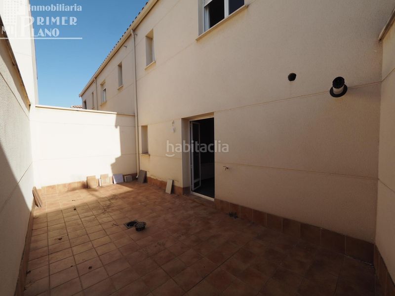 Foto 943ad146-c6f5-4559-a7d2-2f9ccb4aabb6. Casa adossada amb calefacció aparcament a Tomelloso