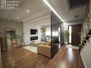 Semi detached house in Tomelloso. Oportunidad, vivienda adosada, junto a c.la paz, 209 m2 con 3 do