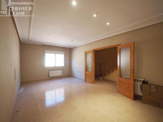 Maison jumelée à Tomelloso. Oportunidad única! casa adosada en tomelloso. no hipotecable  ca
