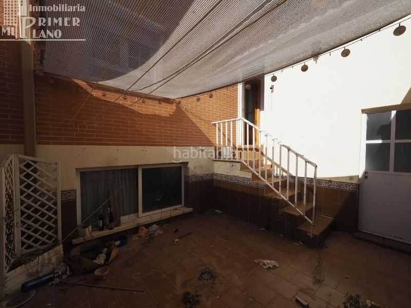 Foto 00eee3a5-1959-4c91-930b-4819f53212ec. Semi detached house with heating parking in Tomelloso
