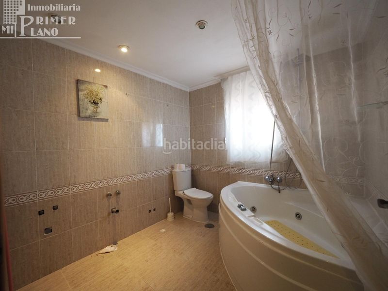 Foto a851d1a1-c1b1-488c-8a74-9eb7fc1713a2. Semi detached house with heating parking in Tomelloso
