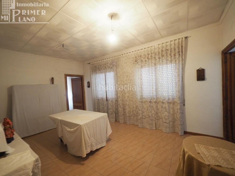 Foto 006dabc1-0de2-41e7-b2a5-307ddedd82b3. Casa amb aparcament a Tomelloso