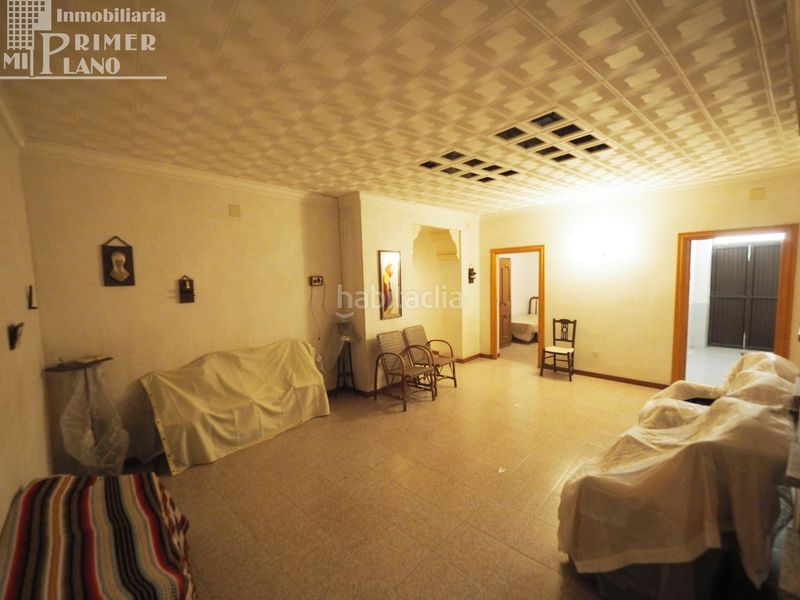 Foto 4cd53f05-3ddd-41f0-9ec6-8d1dd37148f7. Casa amb aparcament a Tomelloso