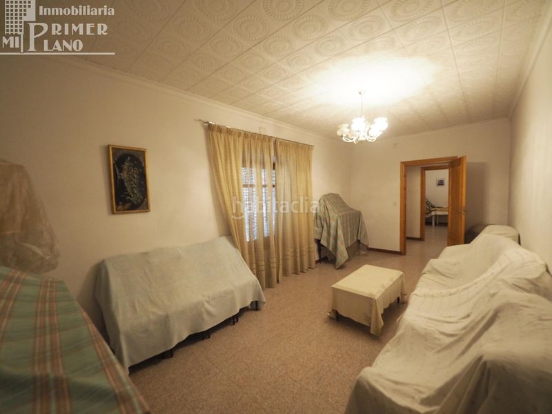 Foto 71eb9983-f2a5-41ab-a186-f9c87bf927ad. Casa amb aparcament a Tomelloso