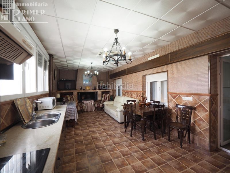 Foto e720a32d-94c9-4eed-9b7d-9364bb7c5db2. Casa amb aparcament a Tomelloso