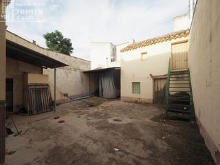 Casa a Tomelloso. Amplia casa para reformar en el corazón de tomelloso