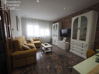 Reihenhaus in Tomelloso. Amplio adosado en tomelloso, ideal para familias  190.000