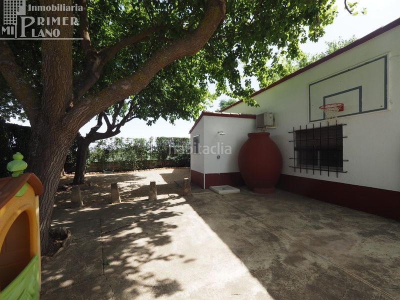 Foto 8e31a0e6-e327-4284-8b13-5eba97561b3c. Chalet con piscina in Argamasilla de Alba