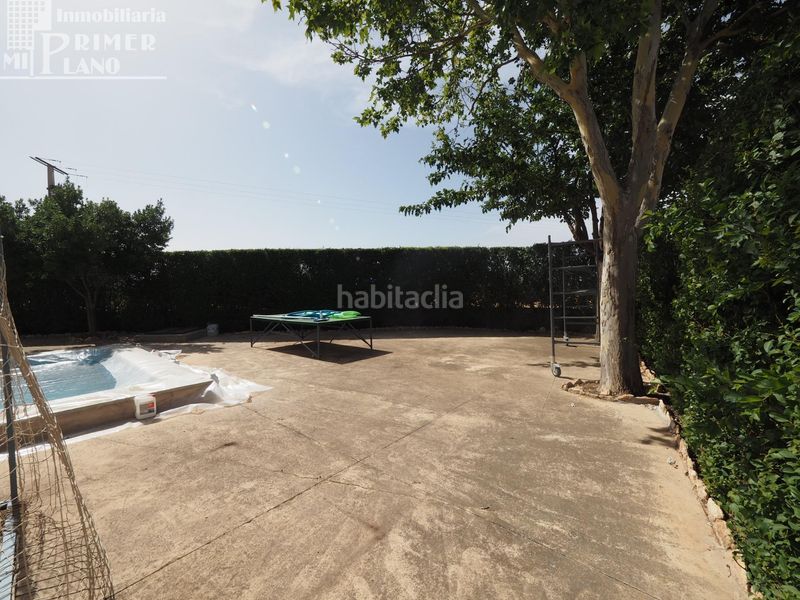 Foto ebbe91bb-9793-4e85-83fa-795798abd128. Chalet con piscina in Argamasilla de Alba